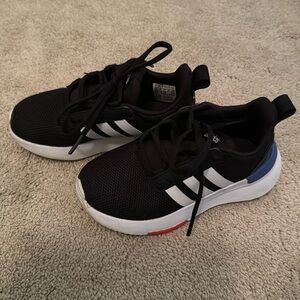 Like new! Boys size 10.5 Adidas shoes.